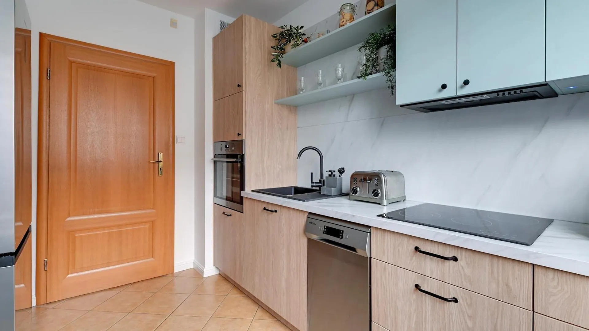 Lion Apartments - Amalfi Quiet Family 3 Bedr Apartment Sopot